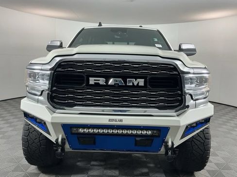 Used 2019 RAM 2500 Limited AWD/4WD image 2