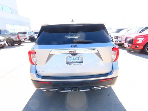 Certified 2022 Ford Explorer XLT w/ Equipment Group 202A image 13
