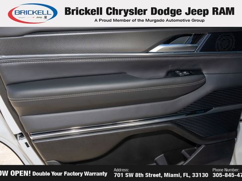 New 2026 Jeep Grand Wagoneer Summit w/ Premium Group III AWD/4WD image 11