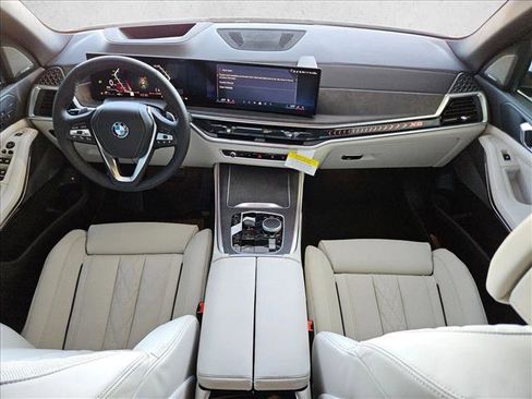 New 2026 BMW X5 xDrive50e image 16