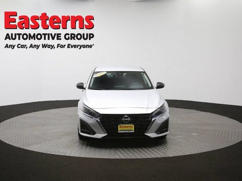 Used 2024 Nissan Altima 2.5 SV FWD image 52