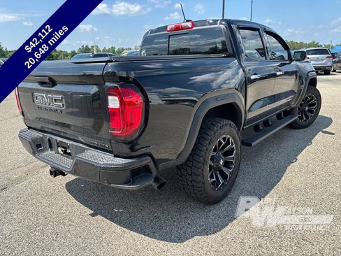 Used 2023 GMC Canyon Denali w/ Denali Black Edition AWD/4WD image 6