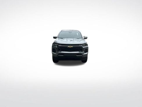 Used 2025 Chevrolet Colorado LT AWD/4WD image 2