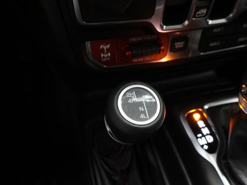 Used 2020 Jeep Wrangler Unlimited Rubicon w/ Quick Order Package 28Y Recon AWD/4WD image 46