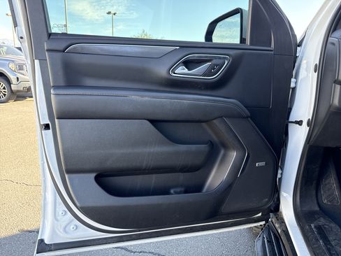 Used 2022 GMC Yukon AT4 w/ Max Trailering Package image 18