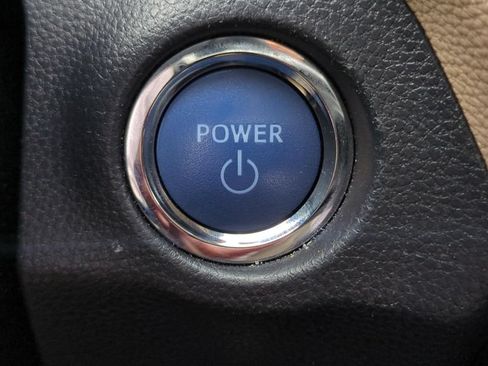 Used 2021 Toyota RAV4 Limited AWD/4WD image 24