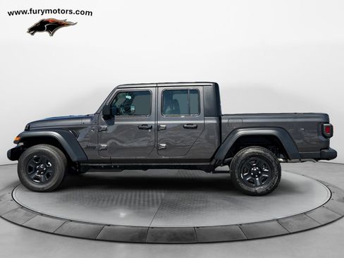 New 2026 Jeep Gladiator Sport AWD/4WD image 6