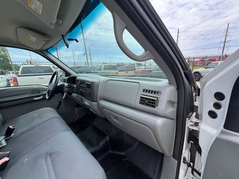 Used 2002 Ford F250 XL image 46
