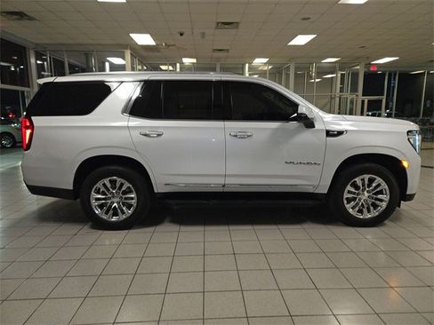 Used 2021 GMC Yukon SLT w/ SLT Luxury Plus Package image 9