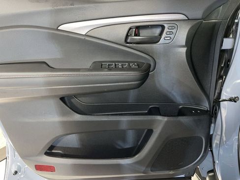 Used 2022 Honda Passport TrailSport image 19