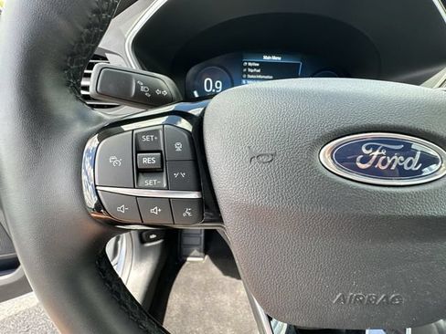 Used 2024 Ford Escape Platinum AWD/4WD image 32
