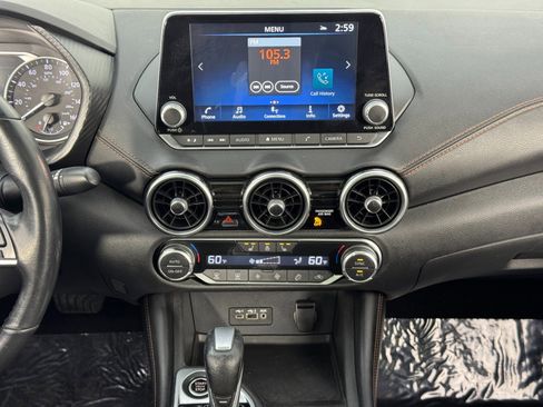 Used 2023 Nissan Sentra SR w/ SR Premium Package image 22