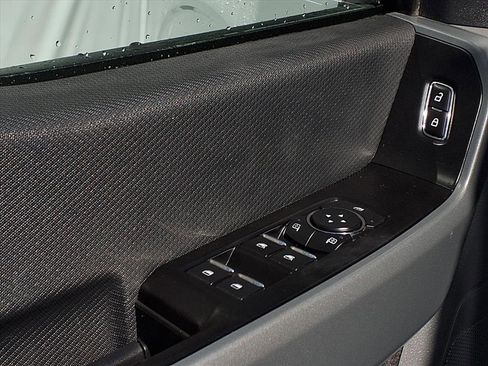 Used 2023 Ford F150 XLT image 13