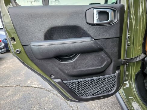 Used 2023 Jeep Wrangler Unlimited Rubicon w/ Xtreme 35 Tire Package image 18