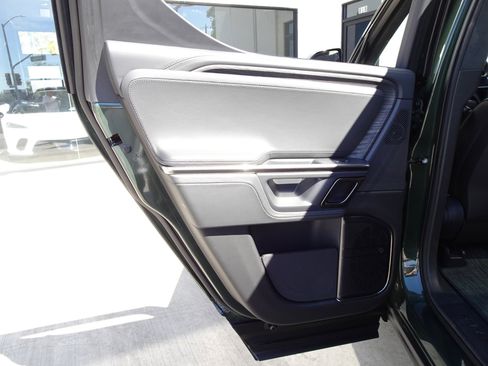 Used 2023 Rivian R1T Adventure image 15