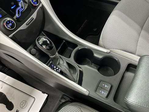 Used 2013 Hyundai Sonata GLS w/ Popular Equipment Pkg FWD image 16