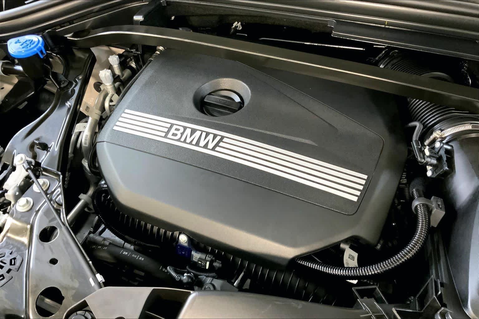 Used 2026 BMW X2 xDrive28i AWD/4WD image 31