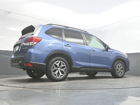 Used 2019 Subaru Forester Premium image 33