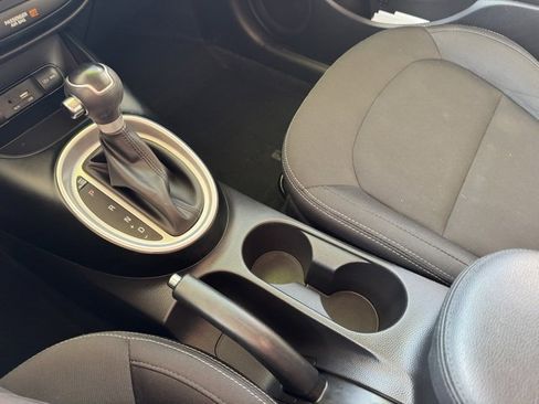 Used 2019 Kia Soul image 23
