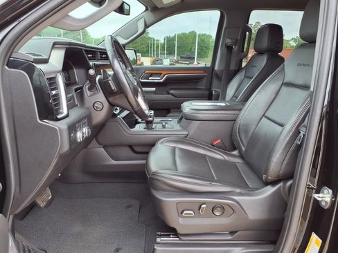 Used 2022 GMC Sierra 1500 Denali AWD/4WD image 16