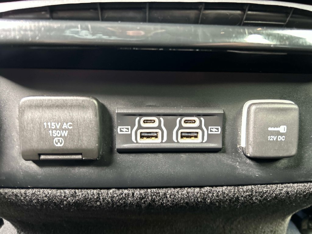 Used 2022 Jeep Wagoneer Series II AWD/4WD image 21