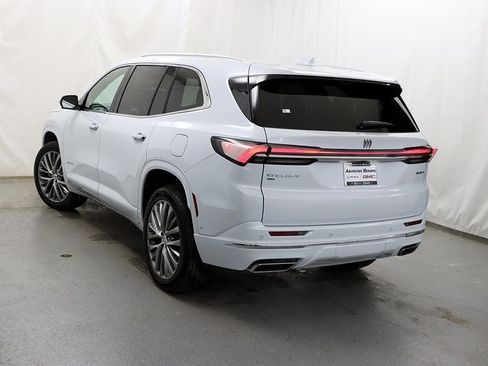 New 2026 Buick Enclave Avenir w/ Super Cruise Package image 8