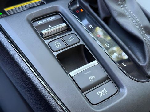 Certified 2024 Honda CR-V EX-L image 32