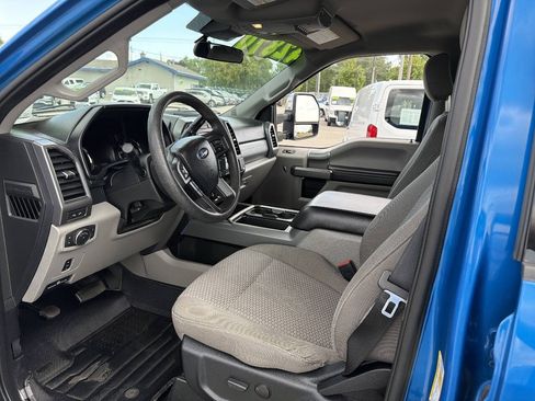 Used 2020 Ford F250 XLT w/ Tremor Off-Road Package AWD/4WD image 9