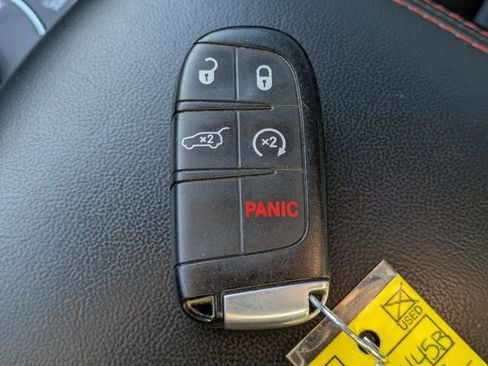 Used 2019 Jeep Grand Cherokee Trailhawk w/ Trailhawk Luxury Group image 26