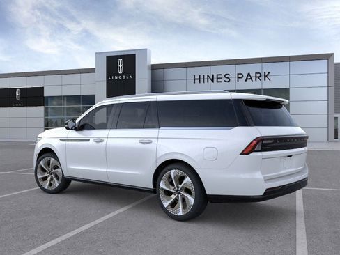 New 2025 Lincoln Navigator L Black Label image 4