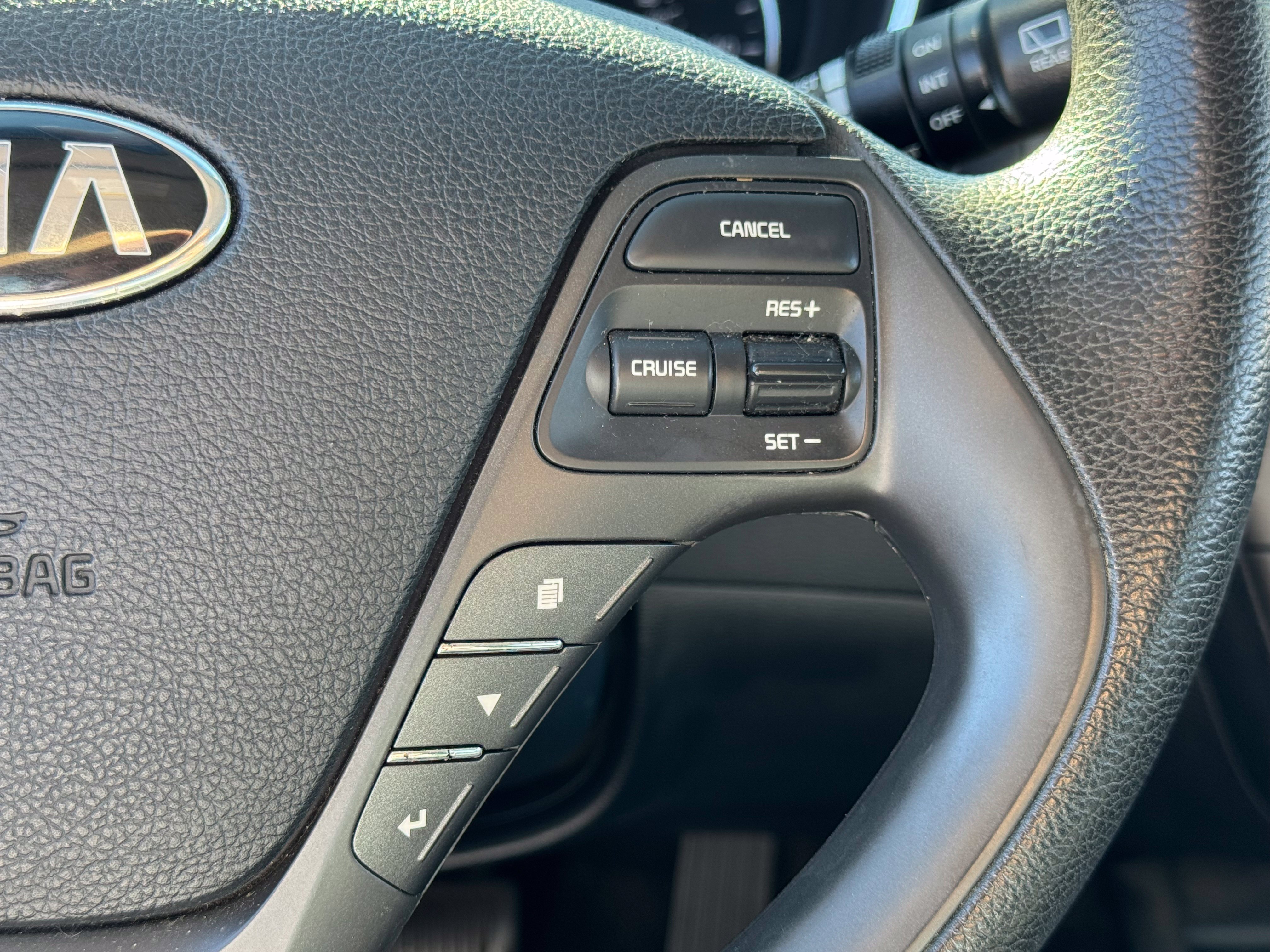Used 2017 Kia Forte LX w/ Option Group 020 FWD image 41