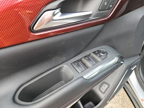 New 2026 Chevrolet Traverse RS image 25