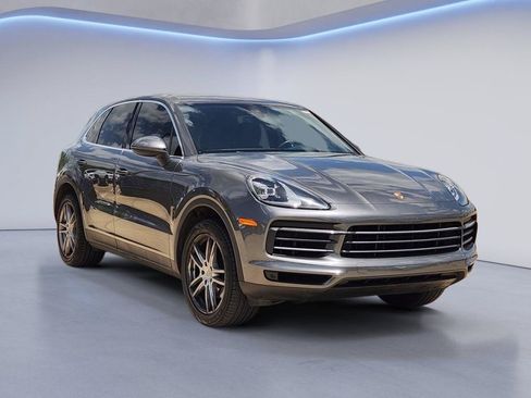 Used 2019 Porsche Cayenne AWD/4WD image 5
