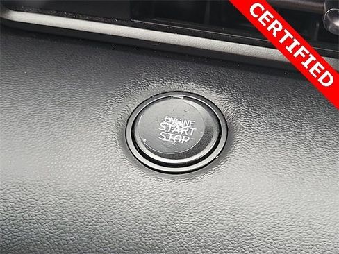 Certified 2025 Hyundai Elantra Sport image 8