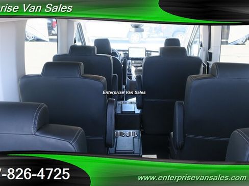 Used 2023 Ford Transit 350 XLT RWD image 14