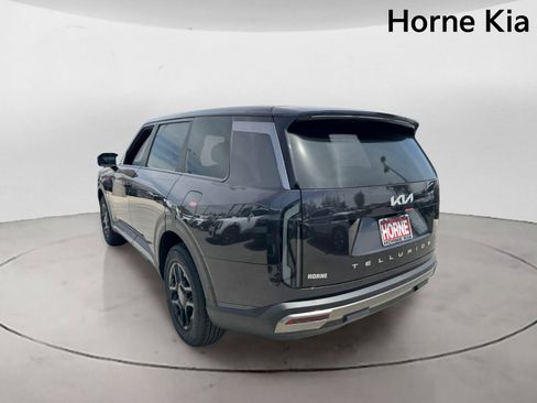 New 2027 Kia Telluride LX FWD image 4