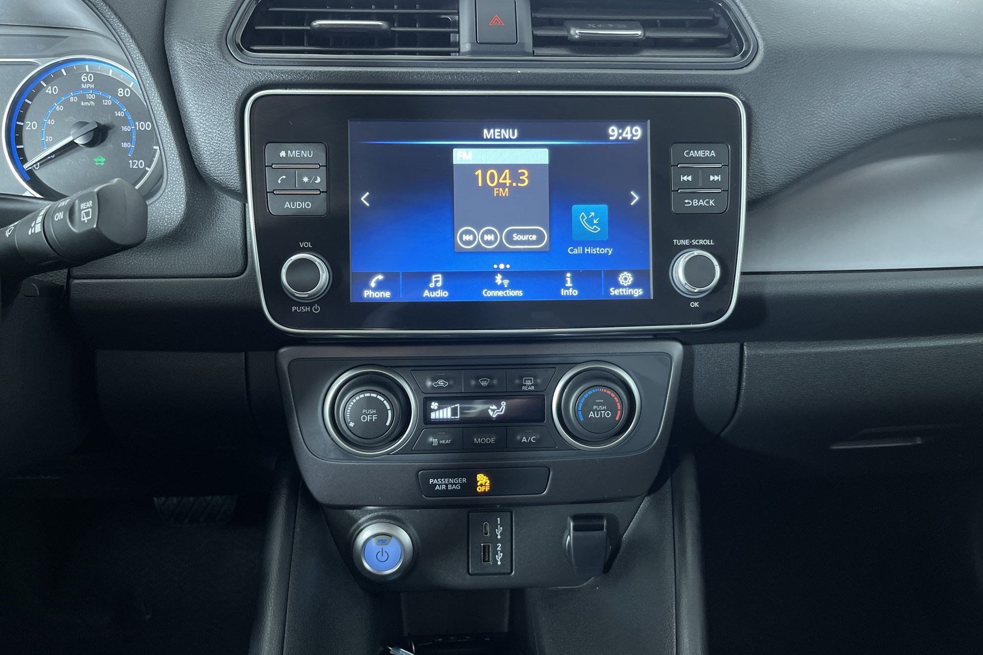 Certified 2025 Nissan Leaf S FWD image 18