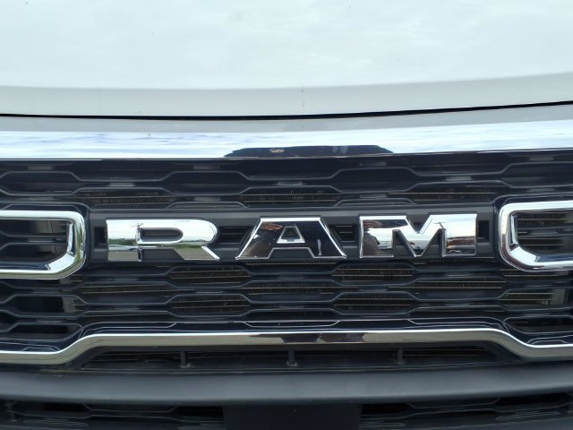 Used 2025 RAM ProMaster 2500 w/ U-Haul Equipment Group FWD image 10