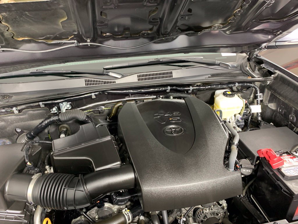 Certified 2021 Toyota Tacoma TRD Off-Road AWD/4WD image 27
