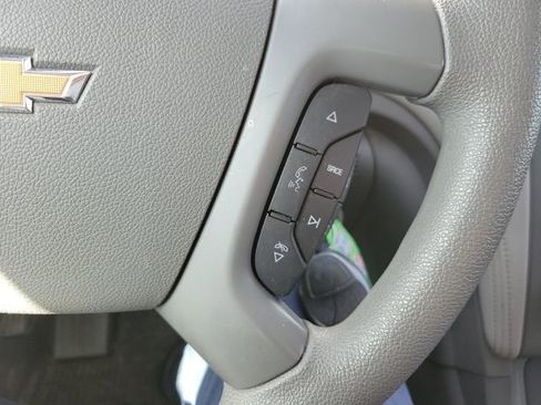 Used 2017 Chevrolet Traverse LS image 17