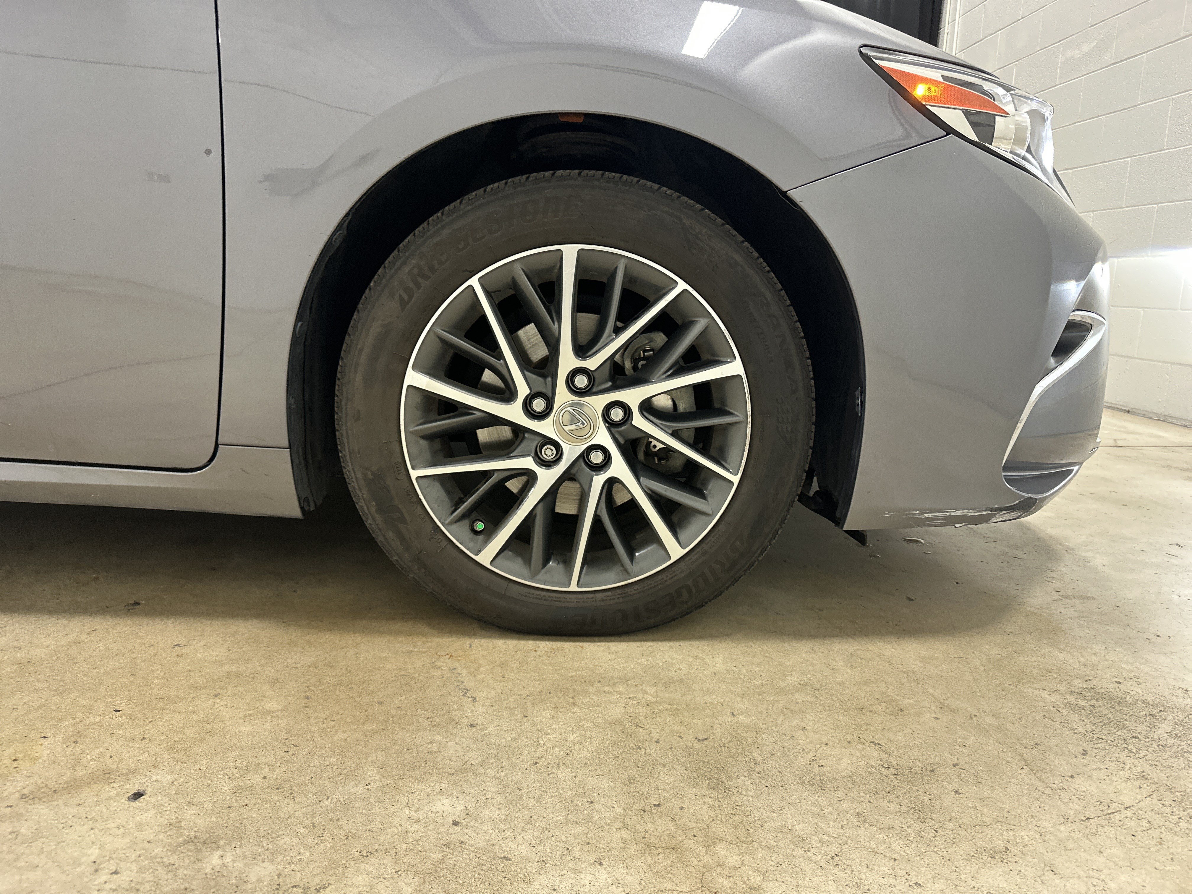 Used 2017 Lexus ES 350 w/ Luxury Package FWD image 13