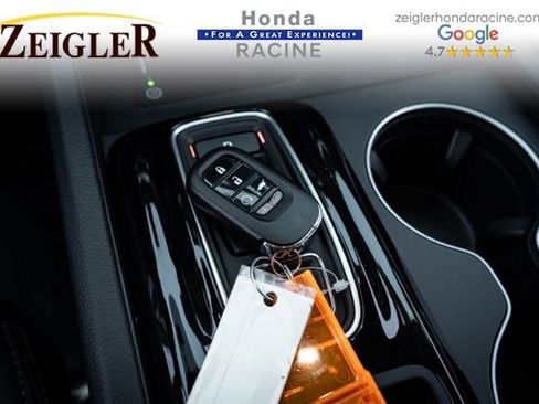 Used 2025 Honda Pilot EX-L image 35