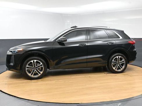 Used 2025 Audi Q5 Premium Plus w/ Premium Plus AWD/4WD image 6