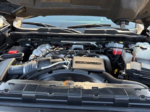 Used 2025 Chevrolet Silverado 3500 High Country w/ High Country Premium Package AWD/4WD image 23