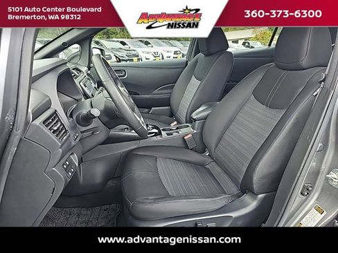 Used 2020 Nissan Leaf SV w/ SV Technology Package image 22