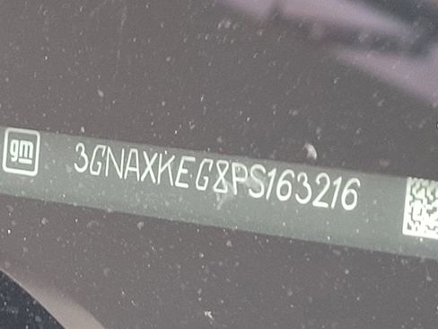 Used 2023 Chevrolet Equinox LT image 33