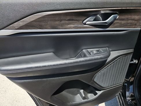 New 2026 Jeep Grand Cherokee Altitude RWD image 14
