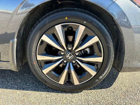 Used 2024 Honda Civic EX image 12