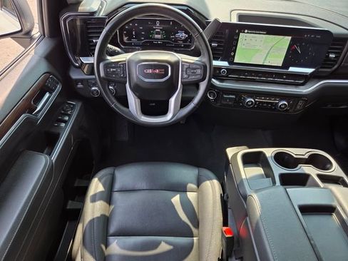 Used 2025 GMC Sierra 1500 SLT AWD/4WD image 14