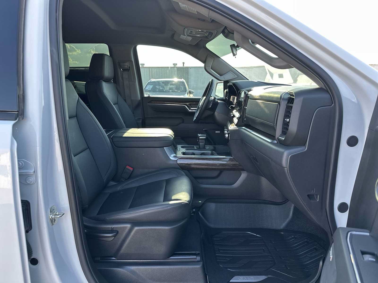 Used 2025 GMC Sierra 1500 Elevation w/ Elevation Premium Package RWD image 22